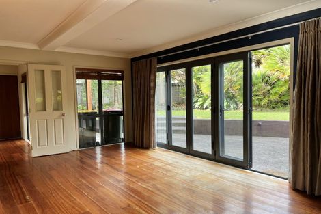 Photo of property in 5c Montrose Terrace, Mairangi Bay, Auckland, 0630
