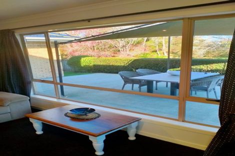 Photo of property in 2 Sovereign Isle Lane, Rototuna, Hamilton, 3210