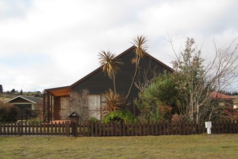Photo of property in 12 Rata Street, Wanaka, 9305