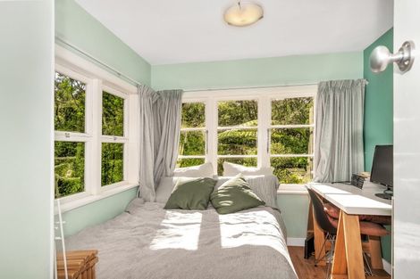 Photo of property in 16 Mahoe Road, Titirangi, Auckland, 0604