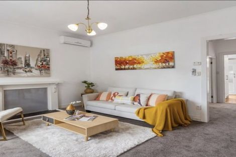 Photo of property in 14 Huapai Street, Onehunga, Auckland, 1061