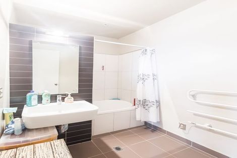 Photo of property in Vespa Apartments, 407/20 Hanson Street, Mount Cook, Wellington, 6021