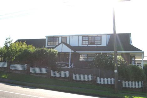 Photo of property in 1/11 Takutai Avenue, Bucklands Beach, Auckland, 2012