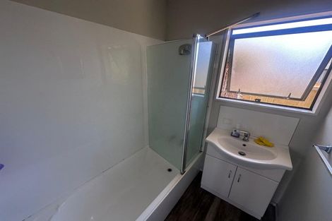 Photo of property in 2/3 William Street, Mangere East, Auckland, 2024