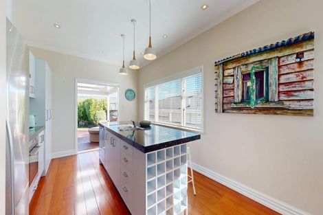 Photo of property in 205 Barnard Street, Wadestown, Wellington, 6012