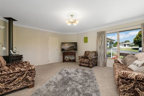 Photo of property in 62a Oxford Street, Tawa, Wellington, 5028