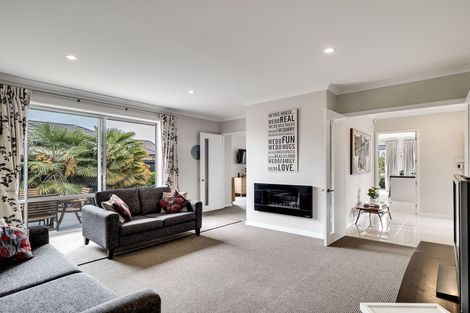 Photo of property in 14 Sovereign Boulevard, Kaiapoi, 7630