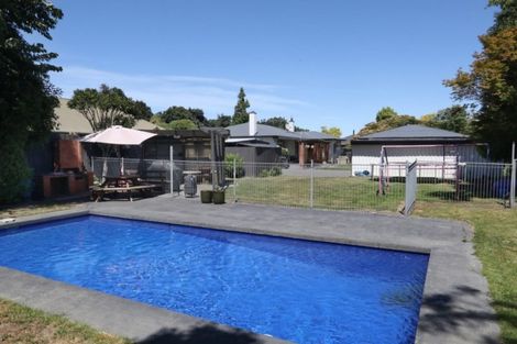 Photo of property in 27 Oak Grove, Ashburton, 7700