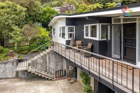 Photo of property in 15 Cleary Street, Waterloo, Lower Hutt, 5011