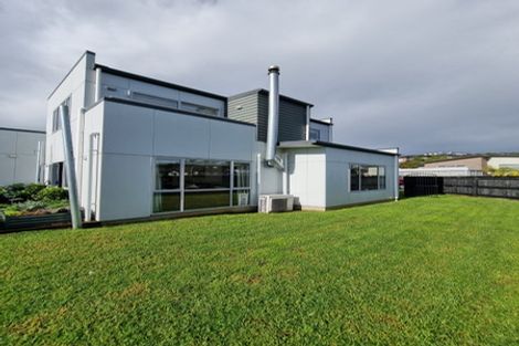 Photo of property in 12 Vino Cina Heights, Ranui, Auckland, 0612