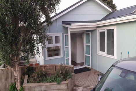 Photo of property in 67 Gordon Road, Plimmerton, Porirua, 5026