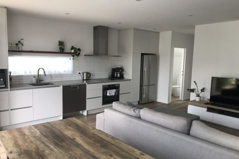 Photo of property in 5c New Windsor Road, Avondale, Auckland, 0600