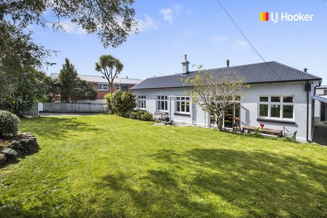 Photo of property in 151 Kenmure Road, Kenmure, Dunedin, 9011