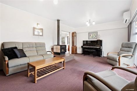 Photo of property in 46 Miltonia Avenue, Te Atatu South, Auckland, 0610