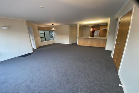 Photo of property in Endeavour Apartments, 6/125 Thorndon Quay, Pipitea, Wellington, 6011