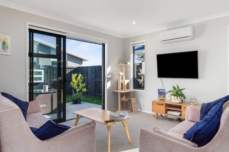 Photo of property in 3 Tamapahore Boulevard, Papamoa Beach, Papamoa, 3118