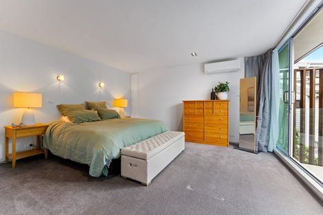 Photo of property in 12b Parr Terrace, Castor Bay, Auckland, 0620