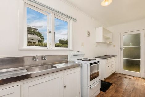 Photo of property in 23 Woodford Road, Mount Eden, Auckland, 1024