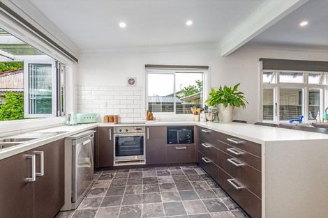 Photo of property in 80 Lyndhurst Street, Takaro, Palmerston North, 4412