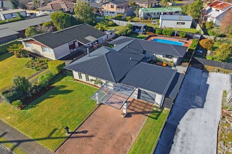 Photo of property in 15 Carter Drive, Pomare, Rotorua, 3015