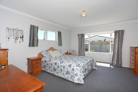 Photo of property in 5a Carthew Street, Feilding, 4702