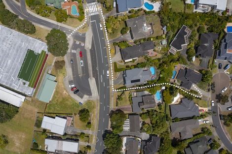 Photo of property in 18 Greenleaf Way, Northcross, Auckland, 0630