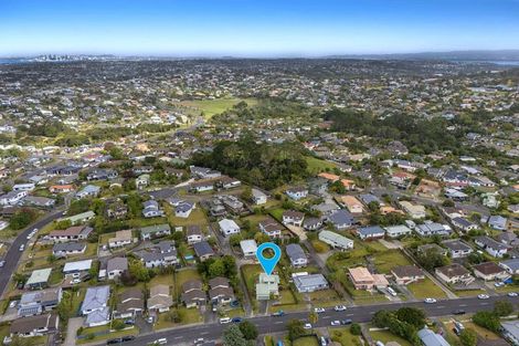 Photo of property in 28 Barbados Drive, Unsworth Heights, Auckland, 0632