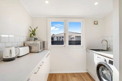 Photo of property in 62 Niblett Street, Whanganui, 4500