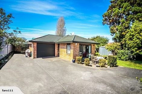 Photo of property in 32a Pine Road, Orewa, 0931