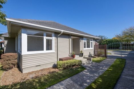 Photo of property in 19 Wilton Crescent, Bishopdale, Christchurch, 8053
