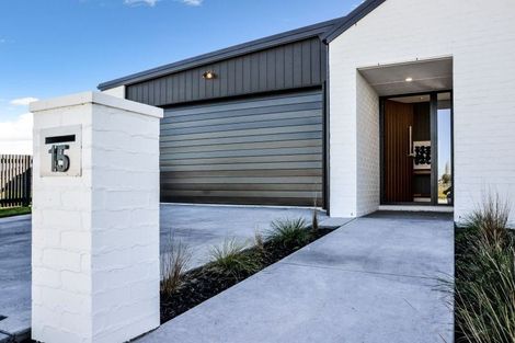 Photo of property in 15 Tiroake Street, Ruakura, 3214