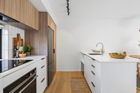 Photo of property in 4/327 Cambridge Terrace, Christchurch Central, Christchurch, 8013