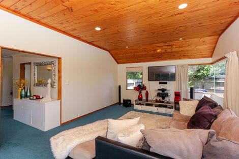 Photo of property in 83 Branch Road, Highlands Park, New Plymouth, 4312