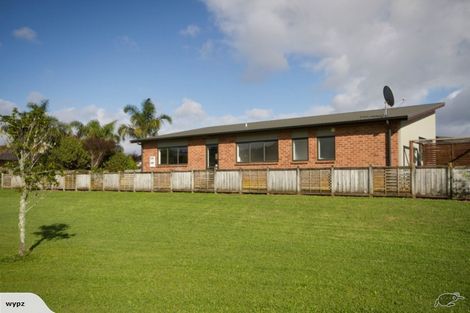 Photo of property in 14b Ringwood Place, Whitianga, 3510