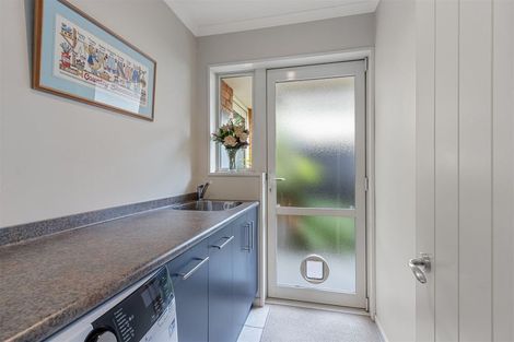 Photo of property in 11a Blarney Place, Casebrook, Christchurch, 8051