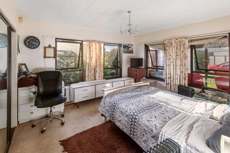 Photo of property in 12 Warwick Place, Springvale, Whanganui, 4501