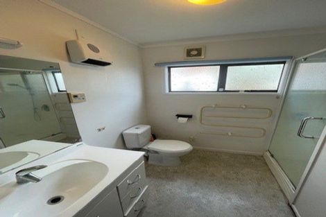 Photo of property in 3/8 Shakespeare Road, Milford, Auckland, 0620