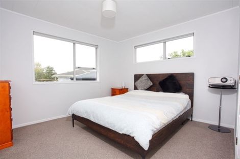 Photo of property in 16 Andelko Place, Henderson, Auckland, 0612