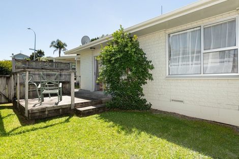 Photo of property in 2a Slade Street, Greerton, Tauranga, 3112