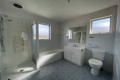 Photo of property in 5 Kapiti Place, Sunnynook, Auckland, 0620