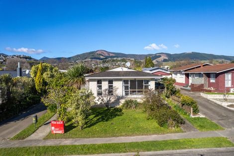 Photo of property in 56 Fergusson Street, Stoke, Nelson, 7011