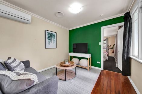 Photo of property in 10d Govett Avenue, Frankleigh Park, New Plymouth, 4310