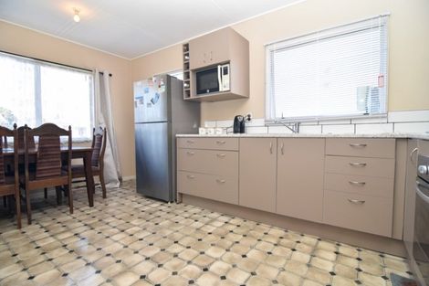 Photo of property in 25 Railway Crescent, Masterton, 5810