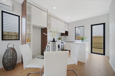 Photo of property in 9 Arapapa Road, Papakura, 2110