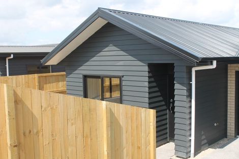 Photo of property in 2/18 Onukutara Place, Huntington, Hamilton, 3281