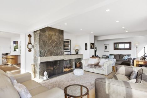 Photo of property in 54 Cliffs Road, Saint Clair, Dunedin, 9012