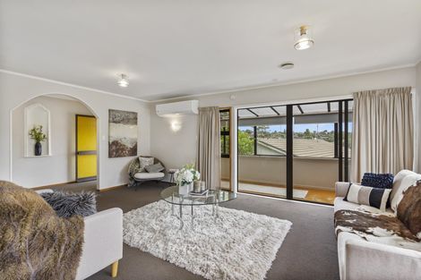 Photo of property in 11 Aries Place, Shelly Park, Auckland, 2014