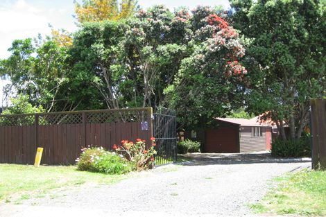 Photo of property in 5 Millen Place, Clarks Beach, 2122