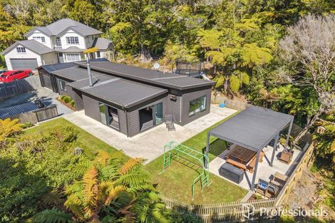 Photo of property in 10 Aratika Grove, Stokes Valley, Lower Hutt, 5019