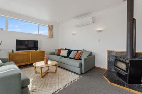 Photo of property in 41 Queens Road, Glen Avon, New Plymouth, 4312